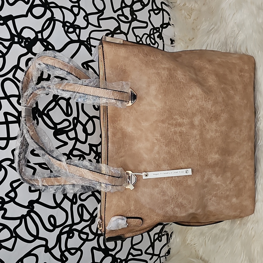 New Elegant Tan Leather Tote Bag